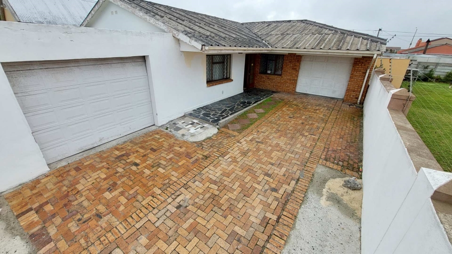 5 Bedroom Property for Sale in Retreat Western Cape